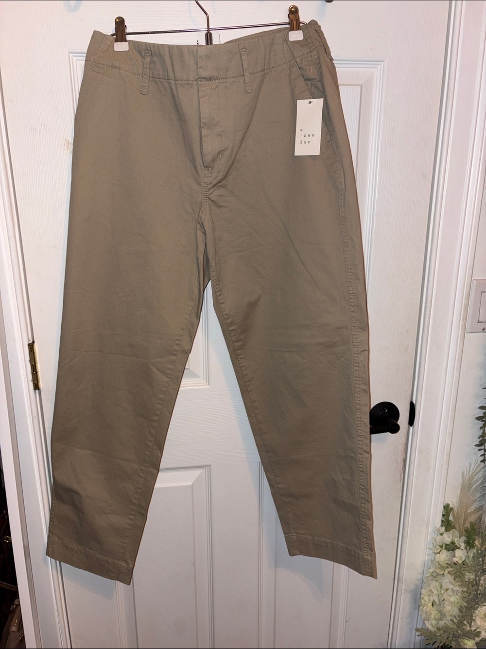 Women’s Khaki Cotton Chino Pants - Classic Straight Fit